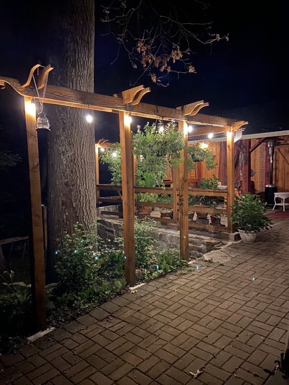 12 Smith Avenue Lexington, MA 02420 - Photo 35 of 36