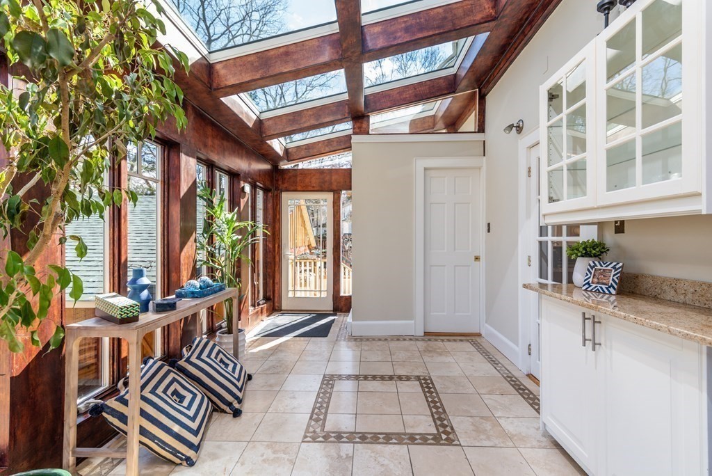 12 Smith Avenue Lexington, MA 02420 - Photo 10 of 36