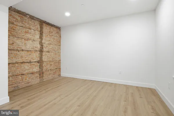 $2,400 | 100 West Front Street, Unit 1B, Media, PA 19063