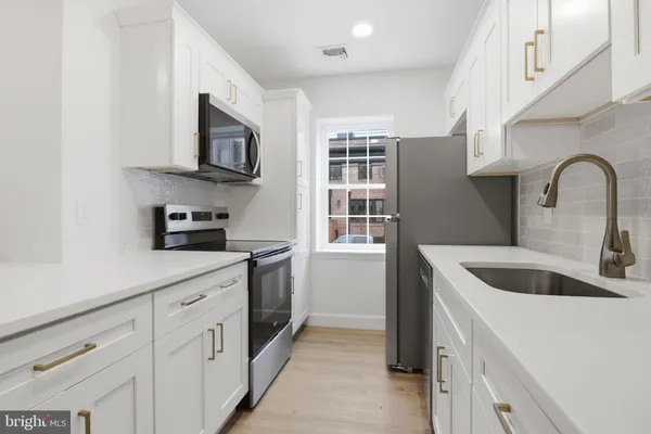 $2,400 | 100 West Front Street, Unit 1B, Media, PA 19063