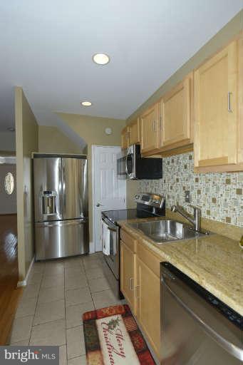 2309 3rd Street Northeast Washington, DC 20002 - Photo 5 of 17 Kitchen