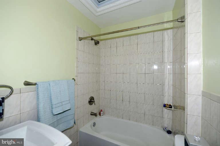 2309 3rd Street Northeast Washington, DC 20002 - Photo 10 of 17 Upstairs Bath