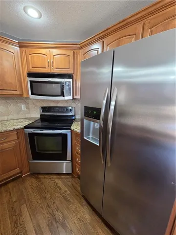 $405,000 | 18909 East 34th Terrace South, Independence, MO 64057