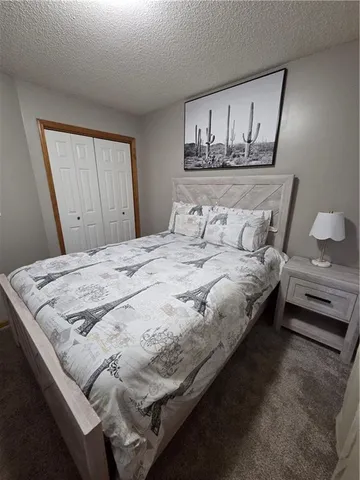 $405,000 | 18909 East 34th Terrace South, Independence, MO 64057