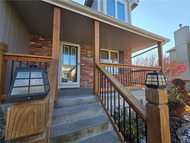 $405,000 | 18909 East 34th Terrace South, Independence, MO 64057