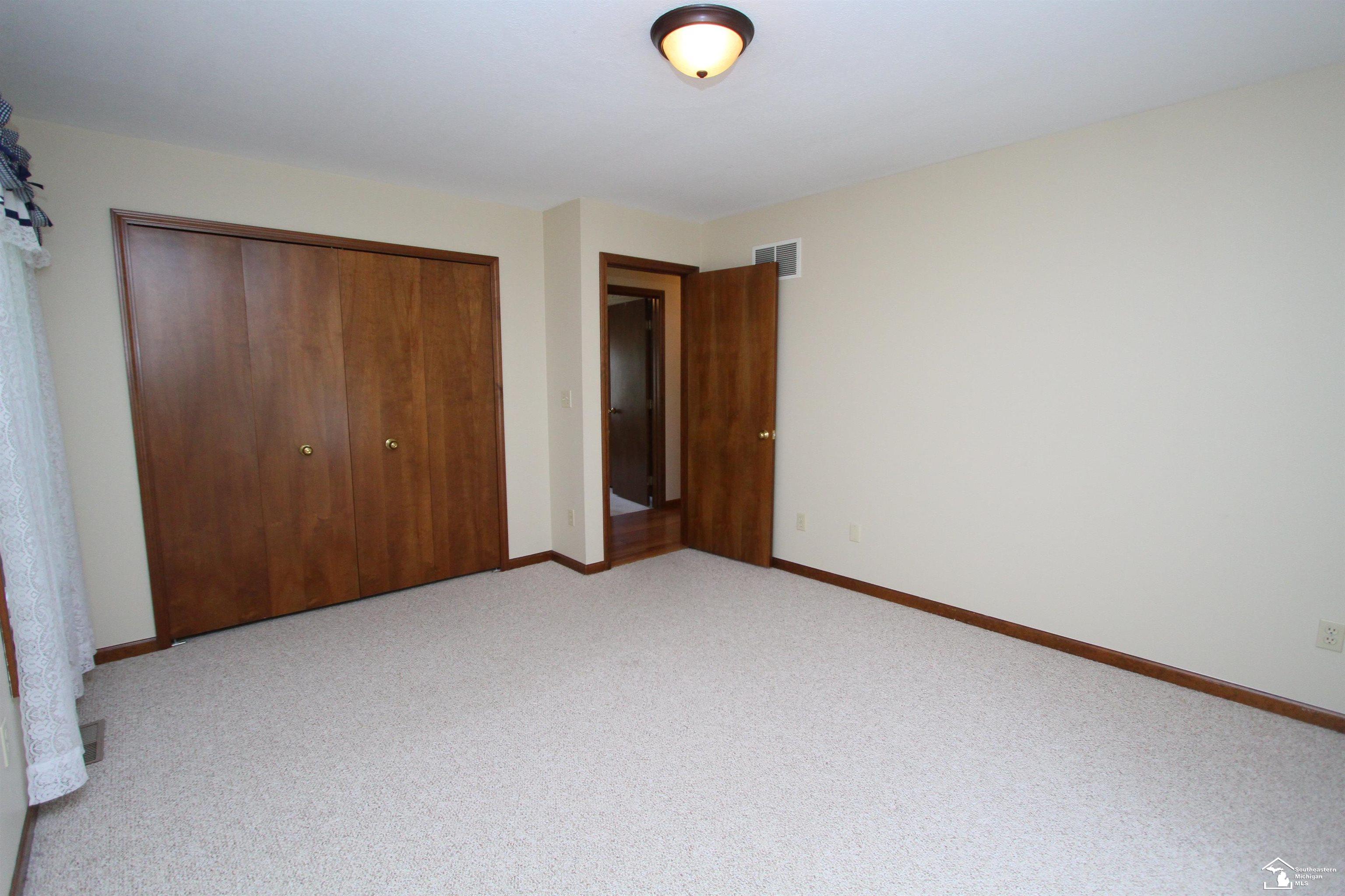 3714 East Dunbar Road Monroe, MI 48161 - Photo 18 of 34 50152836-dbb5e75d-e012-4acd-a2be-09c7913765d8.JPG