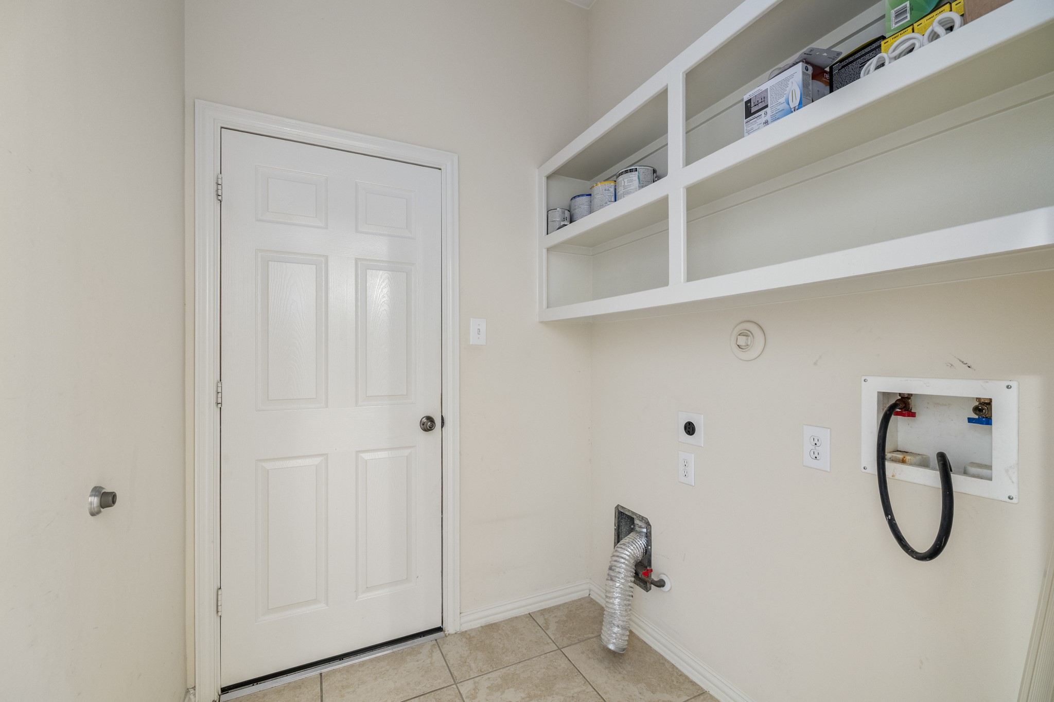 20014 Queens Oak Court Spring, TX 77379 - Photo 18 of 49 a bathroom with a granite countertop mirror