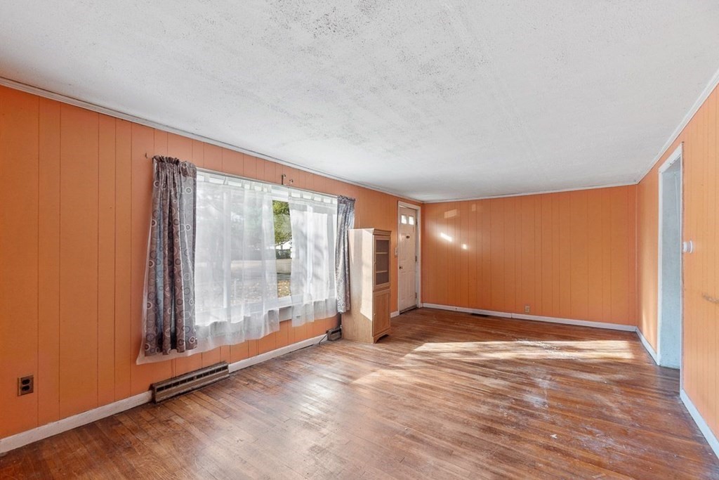 39 Turnpike Road Townsend, MA 01469 - Photo 8 of 33