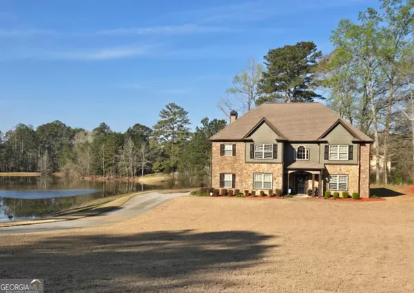 $689,500 | 3 Westwood Lake Drive, Newnan, GA 30263