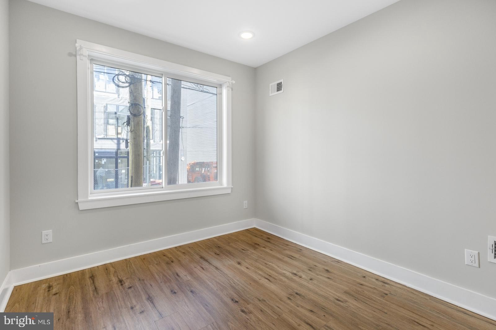 2333 Jasper Street, Unit A Philadelphia, PA 19125 - Photo 12 of 28