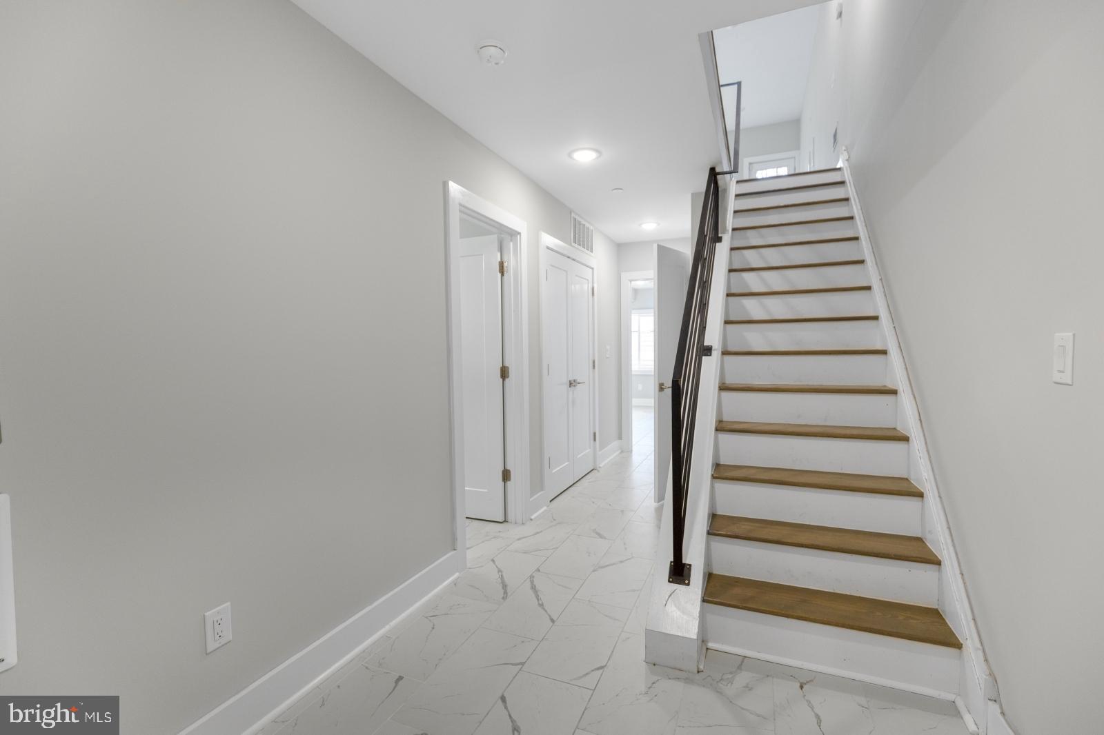 2333 Jasper Street, Unit A Philadelphia, PA 19125 - Photo 14 of 28