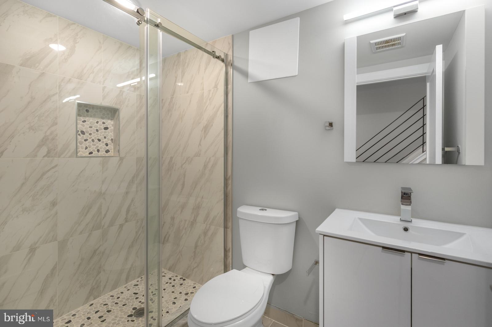 2333 Jasper Street, Unit A Philadelphia, PA 19125 - Photo 18 of 28