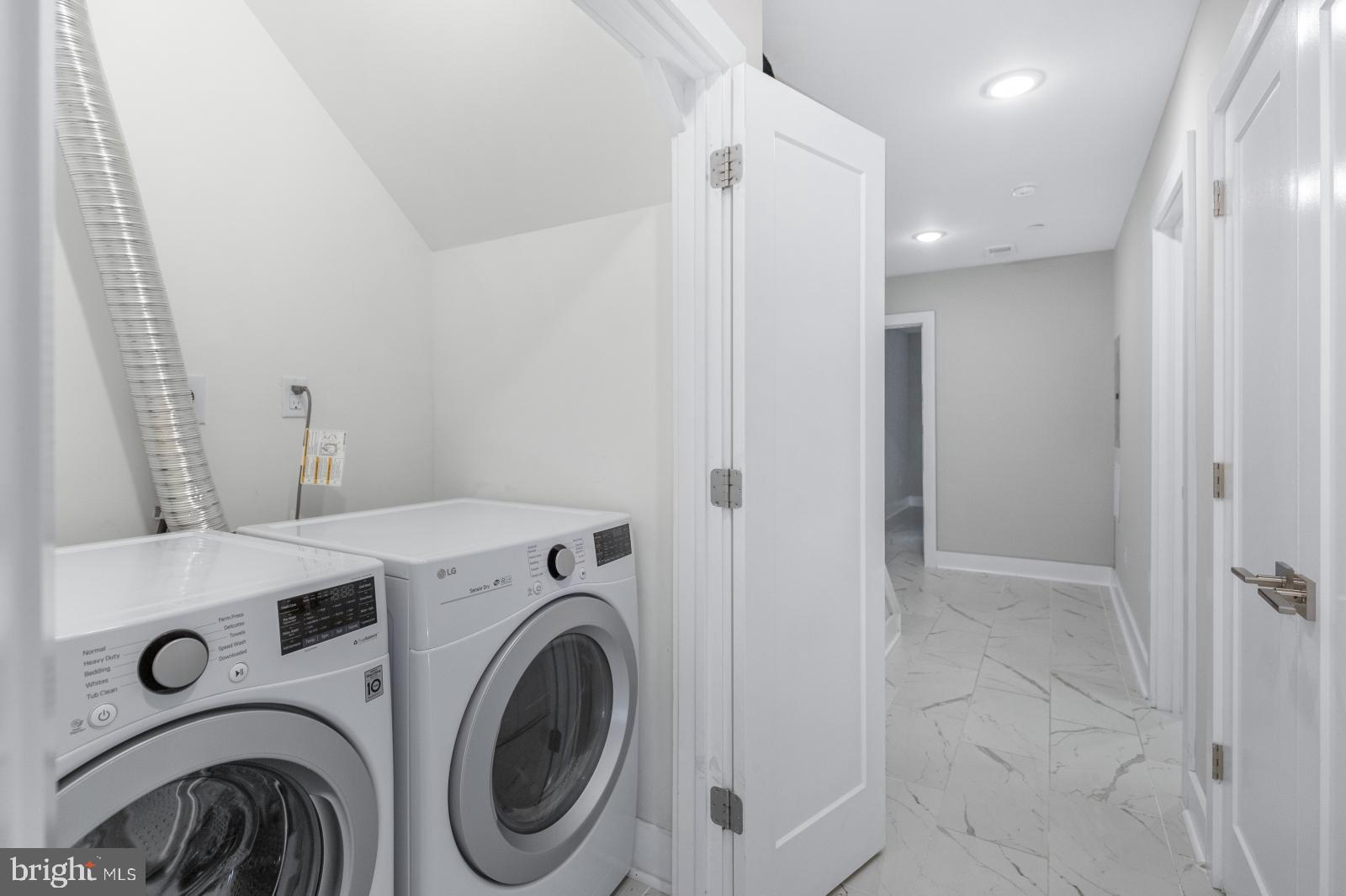 2333 Jasper Street, Unit A Philadelphia, PA 19125 - Photo 19 of 28