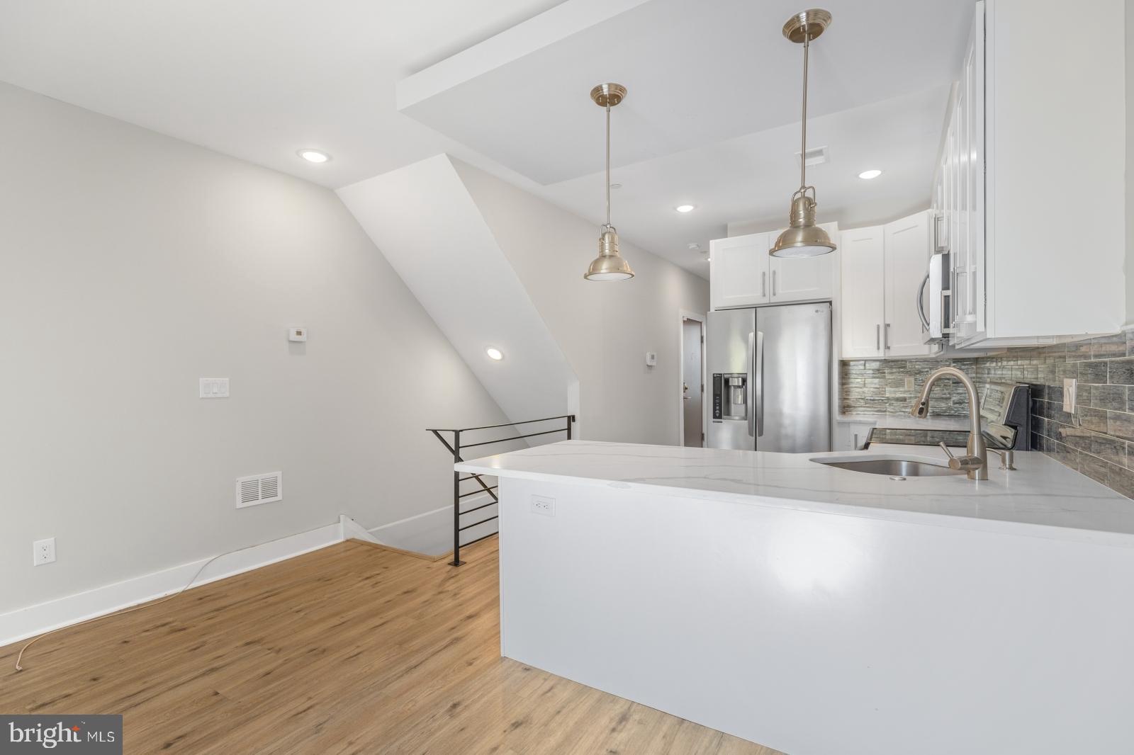 2333 Jasper Street, Unit A Philadelphia, PA 19125 - Photo 4 of 28