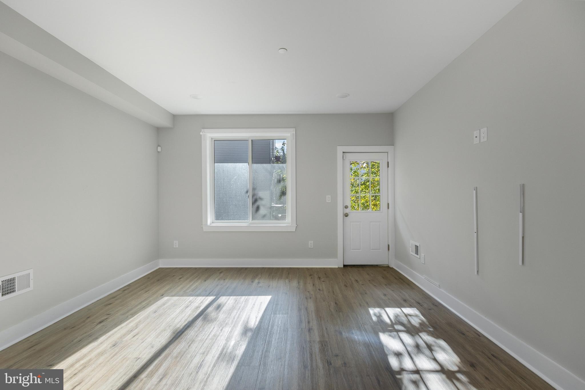 2333 Jasper Street, Unit A Philadelphia, PA 19125 - Photo 8 of 28