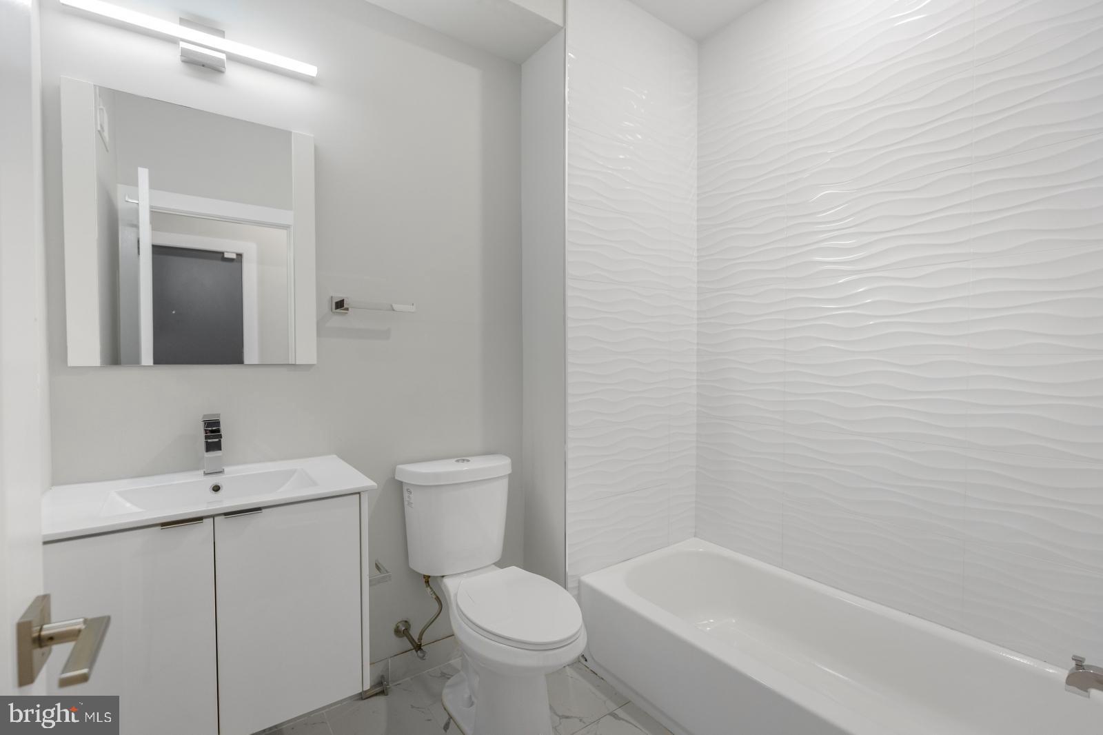 2333 Jasper Street, Unit A Philadelphia, PA 19125 - Photo 10 of 28