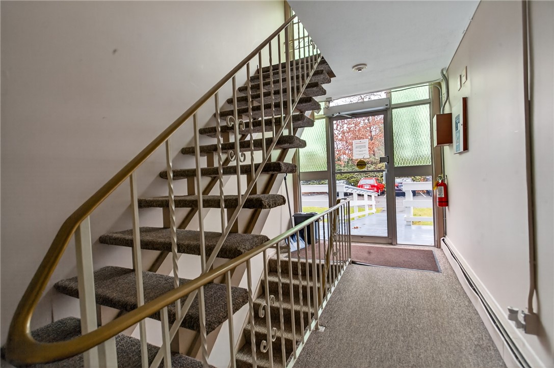 494 Putnam Pike, Unit A12 Smithfield, RI 02828 - Photo 31 of 36