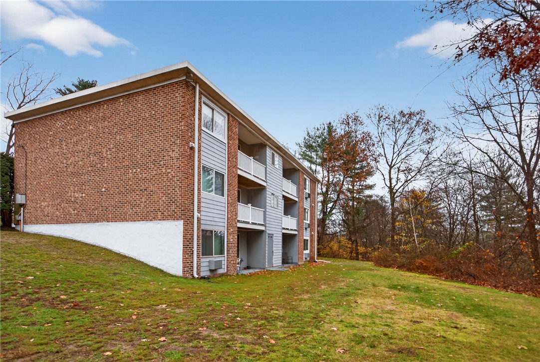 494 Putnam Pike, Unit A12 Smithfield, RI 02828 - Photo 34 of 36