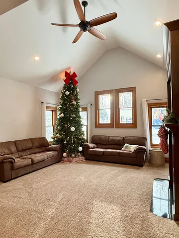 $480,000 | 411 Albion Avenue, Fairmont, MN 56031