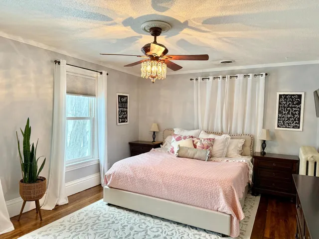 $450,000 | 411 Albion Avenue, Fairmont, MN 56031