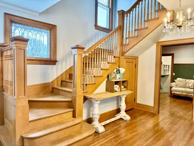 $450,000 | 411 Albion Avenue, Fairmont, MN 56031