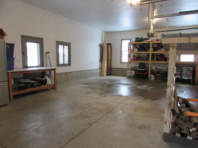 $480,000 | 411 Albion Avenue, Fairmont, MN 56031