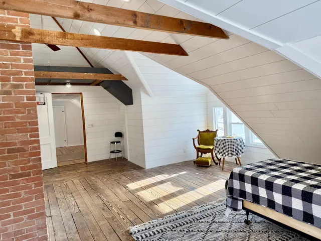 $450,000 | 411 Albion Avenue, Fairmont, MN 56031