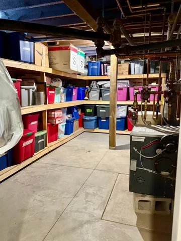 $450,000 | 411 Albion Avenue, Fairmont, MN 56031