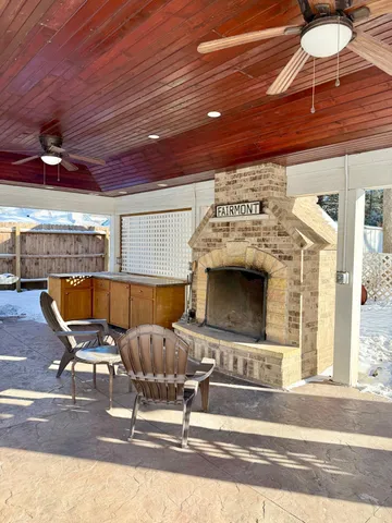 $450,000 | 411 Albion Avenue, Fairmont, MN 56031