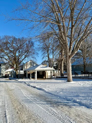 $450,000 | 411 Albion Avenue, Fairmont, MN 56031