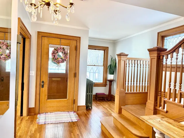 $450,000 | 411 Albion Avenue, Fairmont, MN 56031