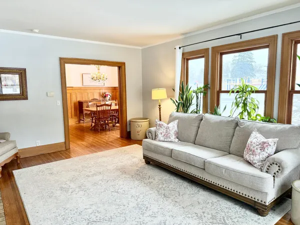 $425,000 | 411 Albion Avenue, Fairmont, MN 56031