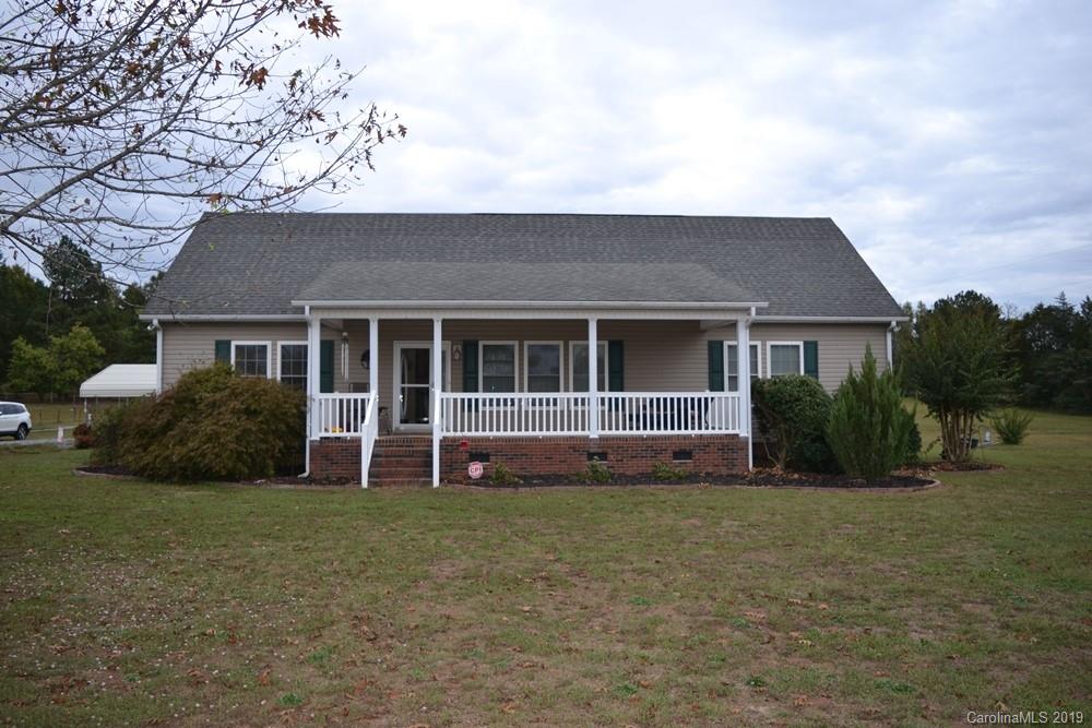 2002 Burkin Road McConnells, SC 29726 - Photo 2 of 17