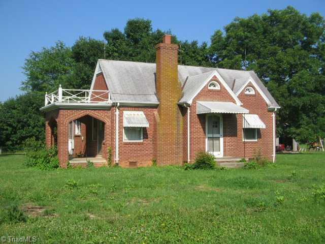 5039 Edgar Road Sophia, NC 27350 - Photo 1 of 1 Exterior Front.