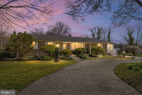 a view of a volley ball court
