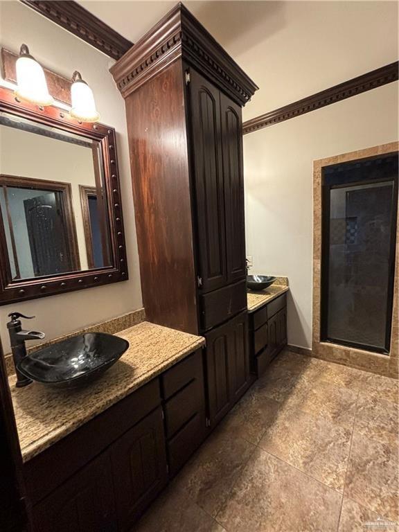 208 Thornwood Loop Rio Grande City, TX 78582 - Photo 10 of 12