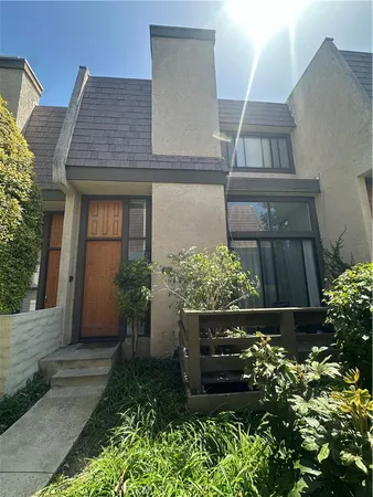 $3,450 | 9000 Vanalden Avenue, Unit 156, Northridge, CA 91324