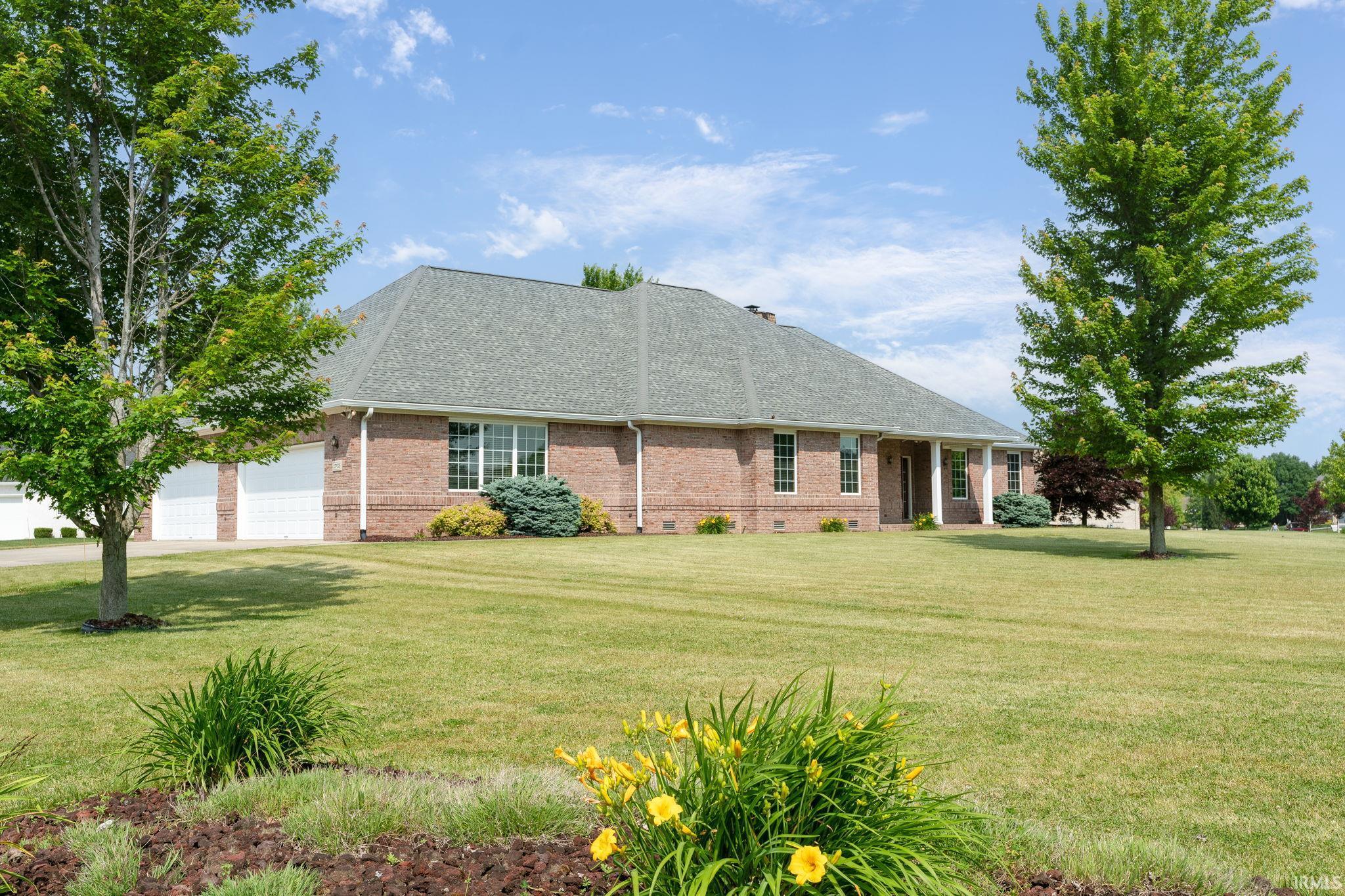 1702 Timber Valley Court Kokomo, IN 46902 - Photo 5 of 36