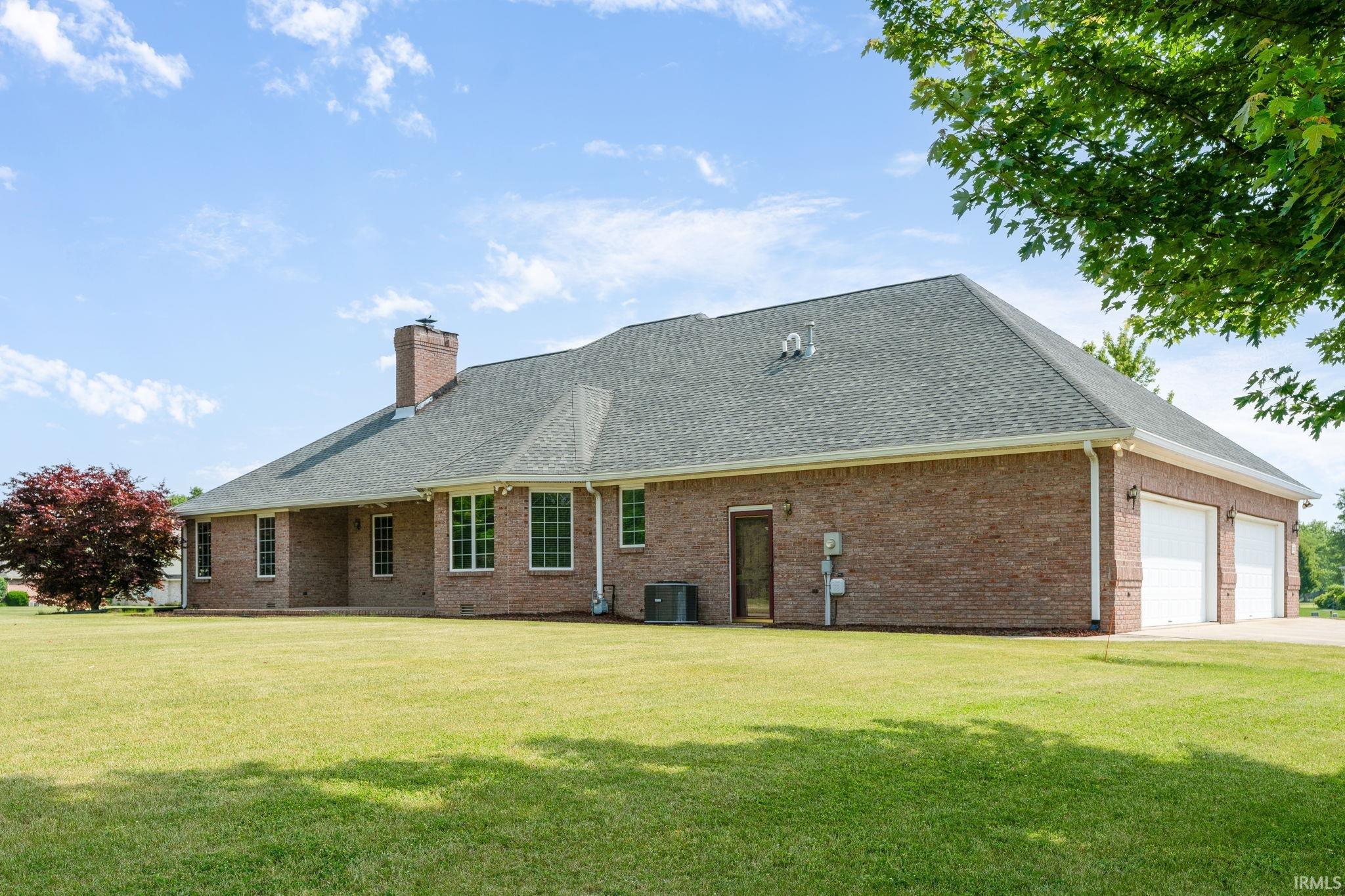 1702 Timber Valley Court Kokomo, IN 46902 - Photo 6 of 36