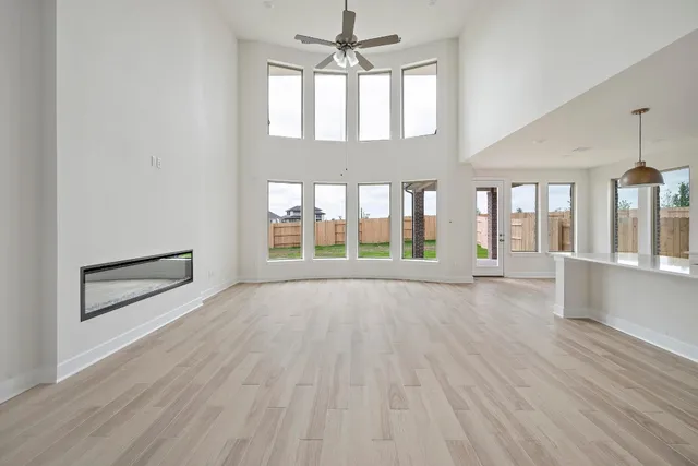 $614,925 | 132 Cloverton Crescent, Hutto, TX 78634