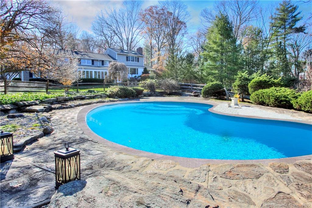 14-12 O 12 O Clock Road Weston, CT 06883 - Photo 1 of 1