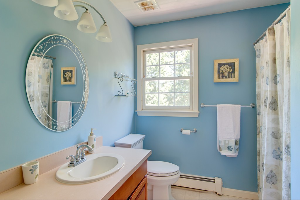 6 Ridgewood Road Sterling, MA 01564 - Photo 15 of 28