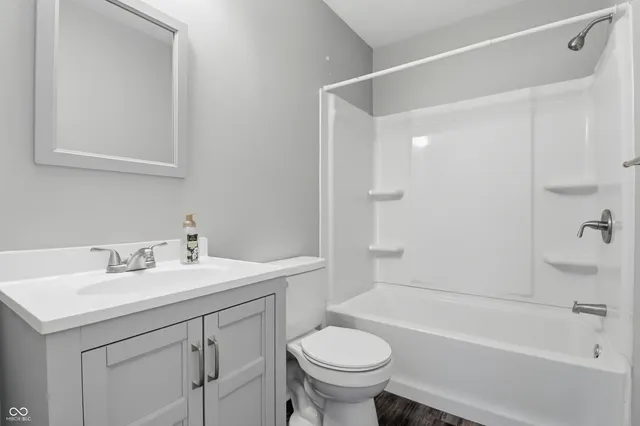 $320,000 | 1208 Spring Mill Drive, Avon, IN 46123