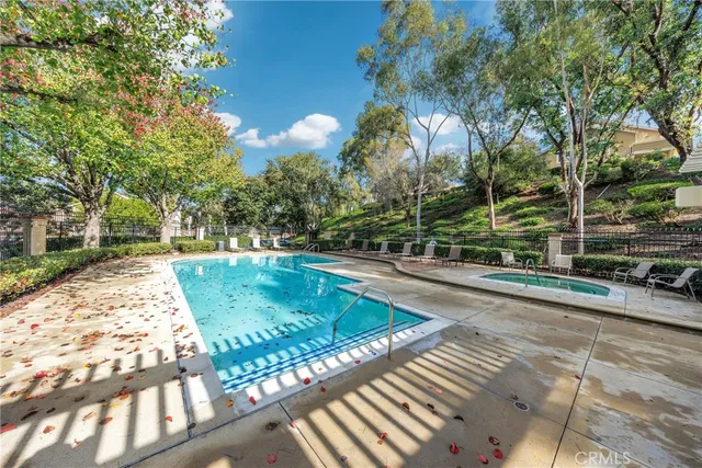 $715,000 | 21146 Sunny Ridge, Lake Forest, CA 92630