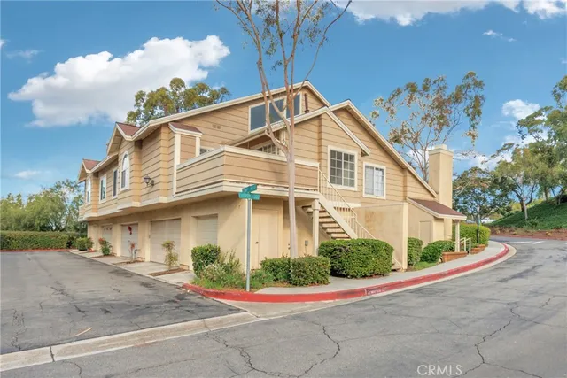 $715,000 | 21146 Sunny Ridge, Lake Forest, CA 92630