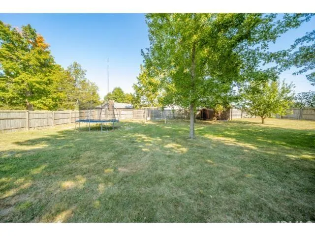 $279,900 | 953 Earl Drive, Upland, IN 46989