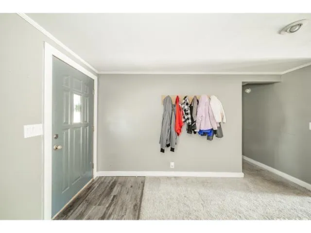 $279,900 | 953 Earl Drive, Upland, IN 46989