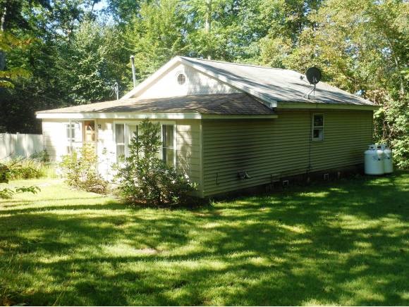 33 London Road Salem, NH 03079 - Photo 1 of 1