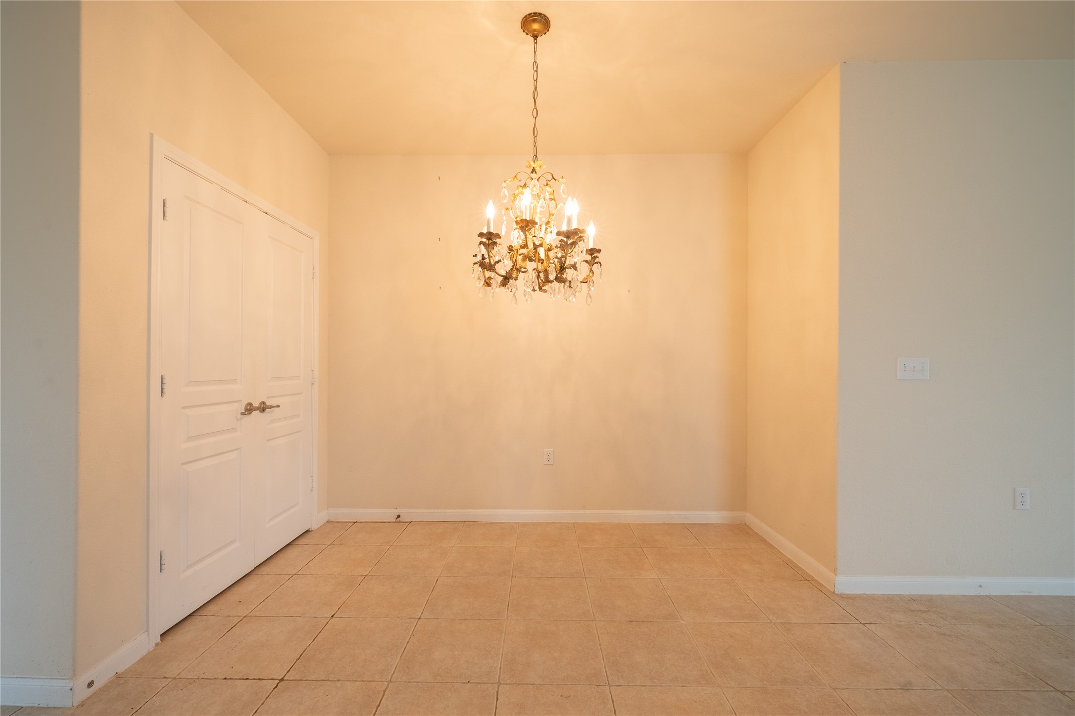 311 Deer Meadow Circle Georgetown, TX 78633 - Photo 10 of 19 a view of a chandelier in a room