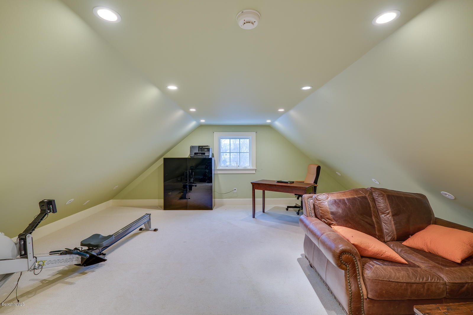 26 Stoney Ledge Road Williamstown, MA 01267 - Photo 22 of 50 Bedroom or bonus room